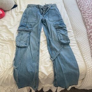 Zara Women's Light Blue Flare Cargo Jeans